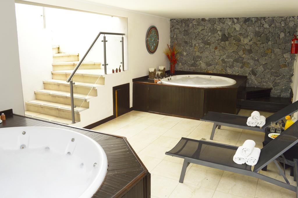 Resort Careyes De Mar&spa Mar de Las Pampas